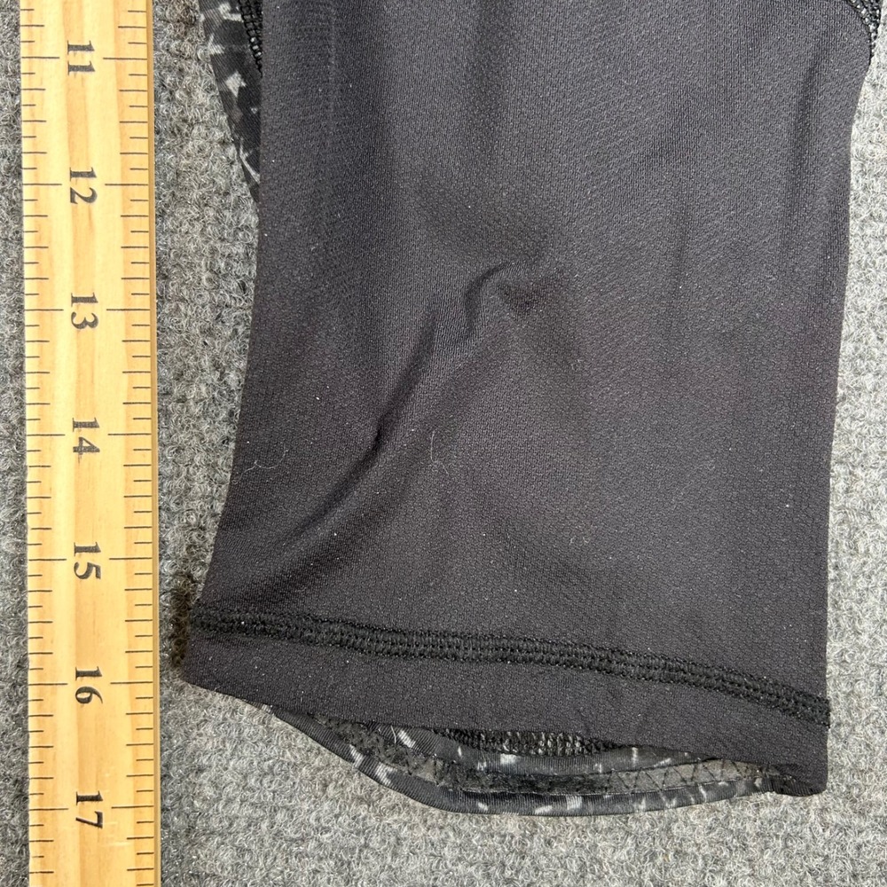 Lululemon Real Quick Crop Leggings 8 Samba Snake Battleship Blk Wht Yoga‎  Capri - Picture 6 of 7